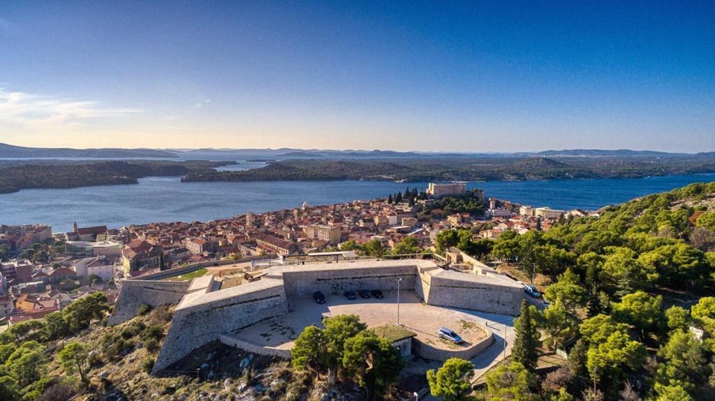 Apartment Exclusive View Σίμπενικ Εξωτερικό φωτογραφία