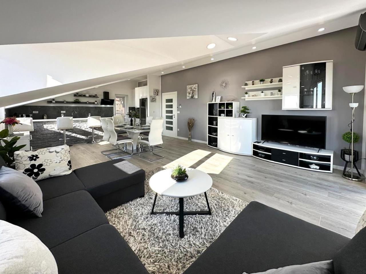 Apartment Exclusive View Σίμπενικ Εξωτερικό φωτογραφία